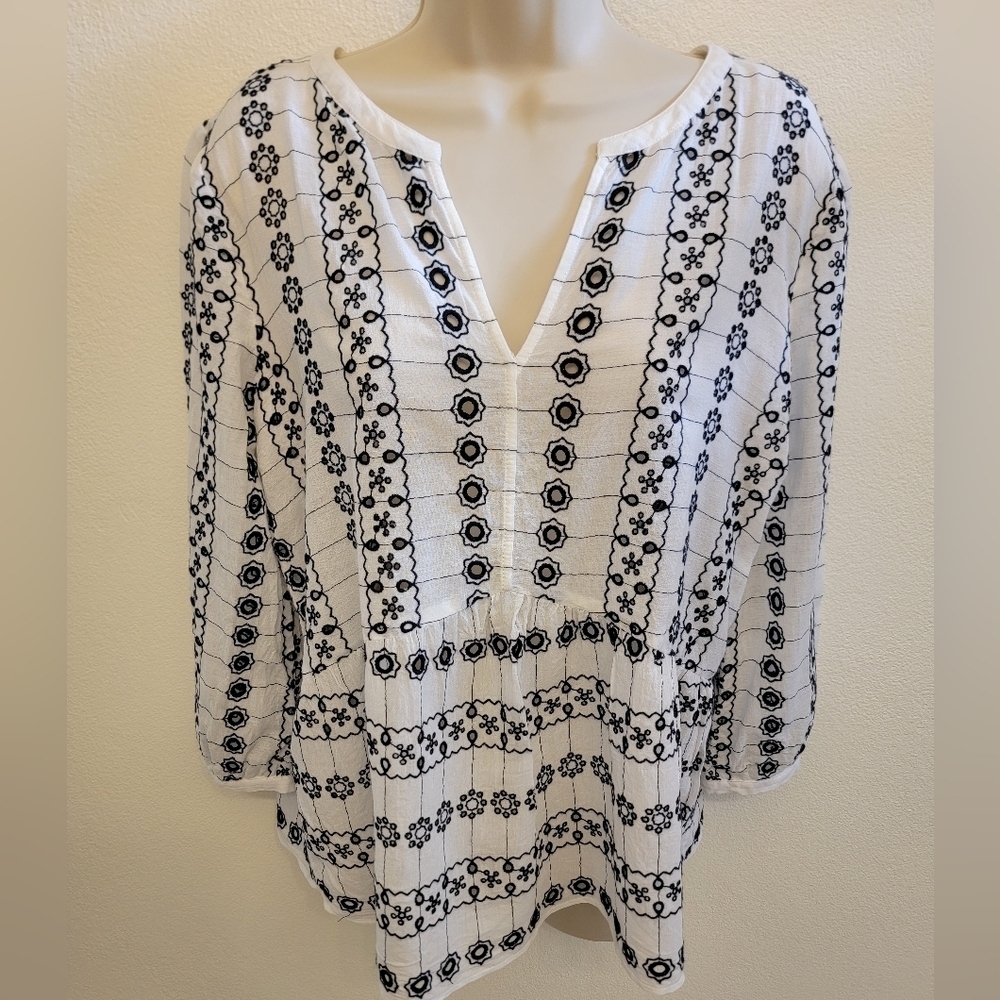 EUC Loft Embroidered Eyelet Blouse